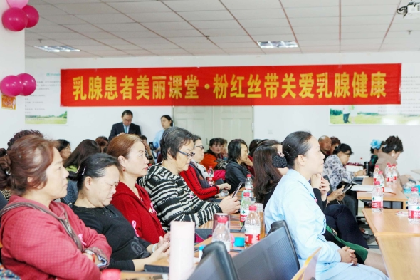 1活动现场照片_副本.jpg 1活动现场照片_副本.jpg