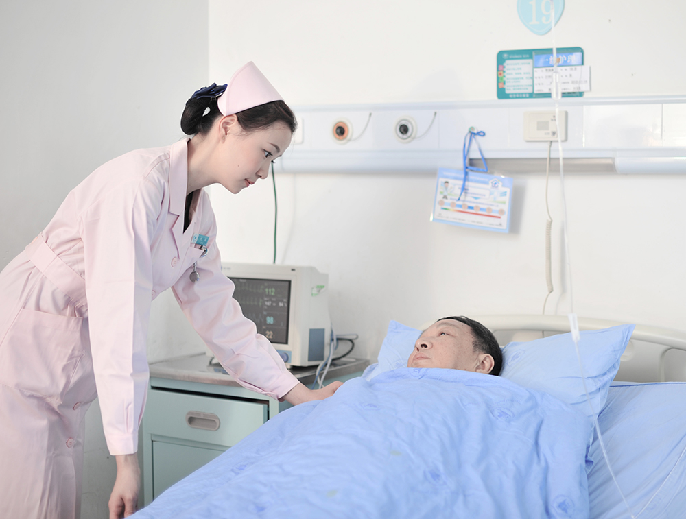 关切 王建 胸放一病区.jpg