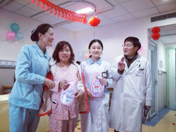 照片1 护患联谊会.jpg 照片1 护患联谊会.jpg